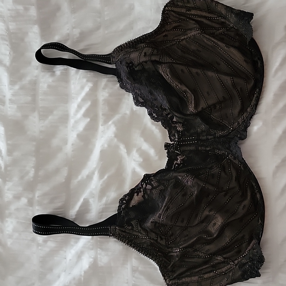 Chantelle unlined bra 40DDD